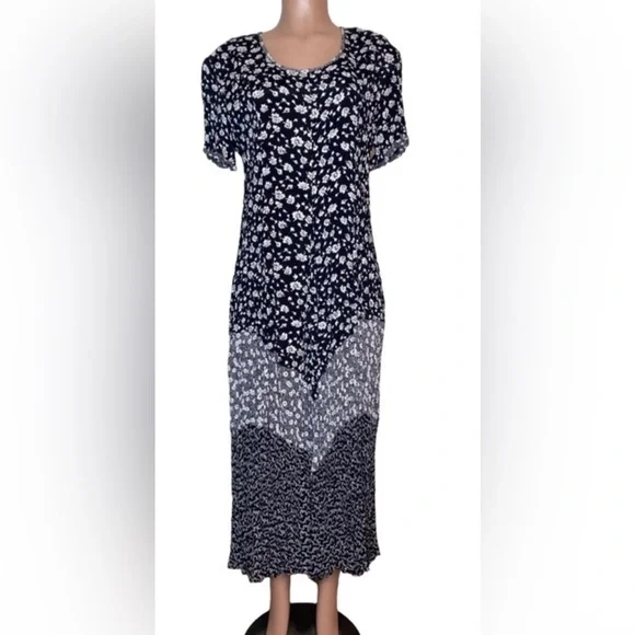 Jg Hook Black White Floral Short Sleeve Maxi Dress - Picture 3 of 11